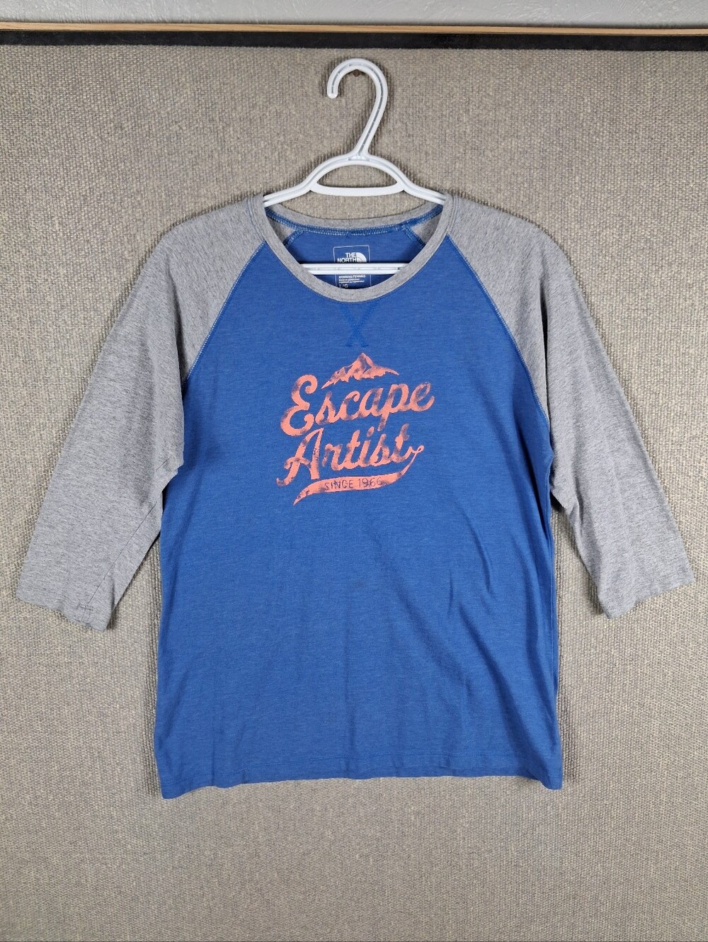 The North Face Shirt Womens L Blue Gray Escape Artist 3/4 Raglan Sleeve Outdoor